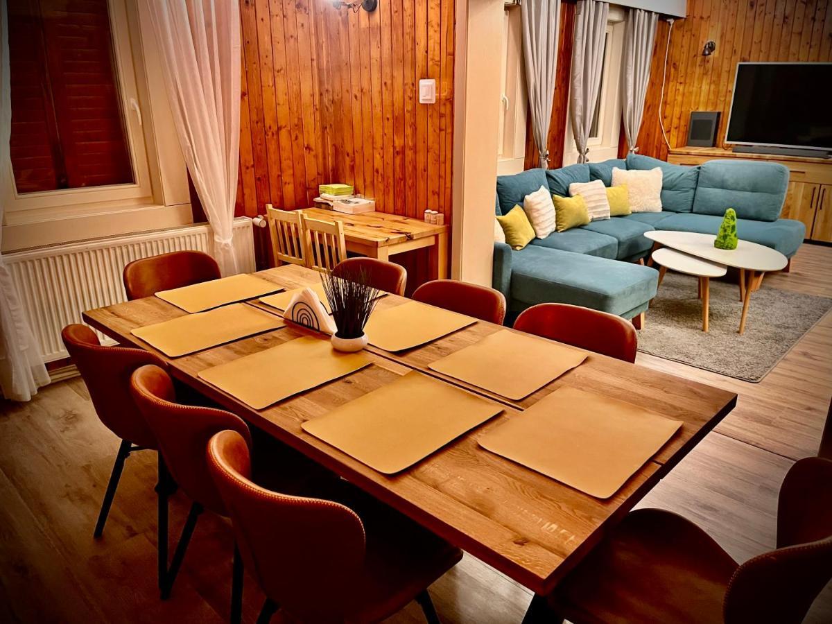 Chata Reina Villa Puste Pole Eksteriør billede